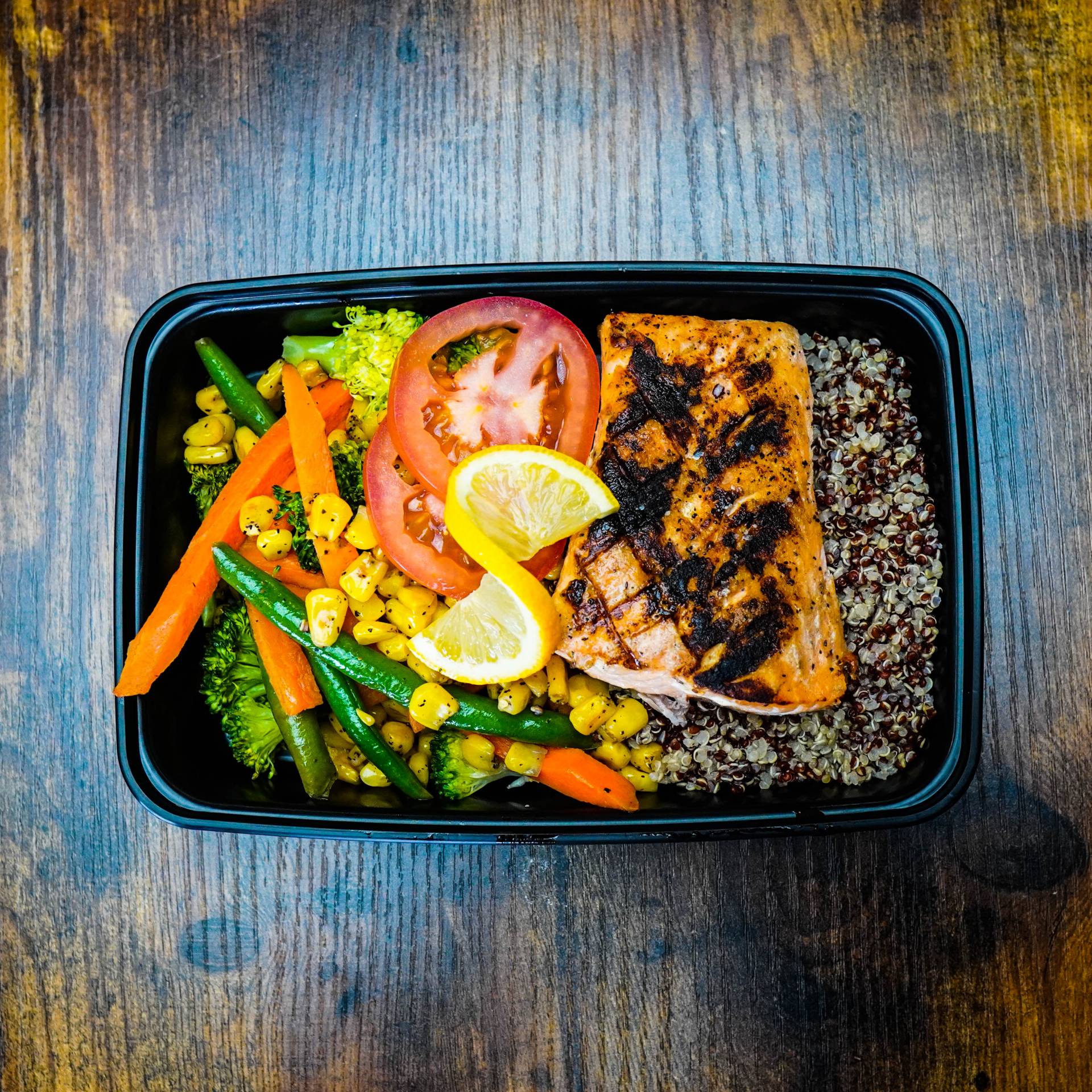 Grilled Salmon with Quinoa & Vegetables